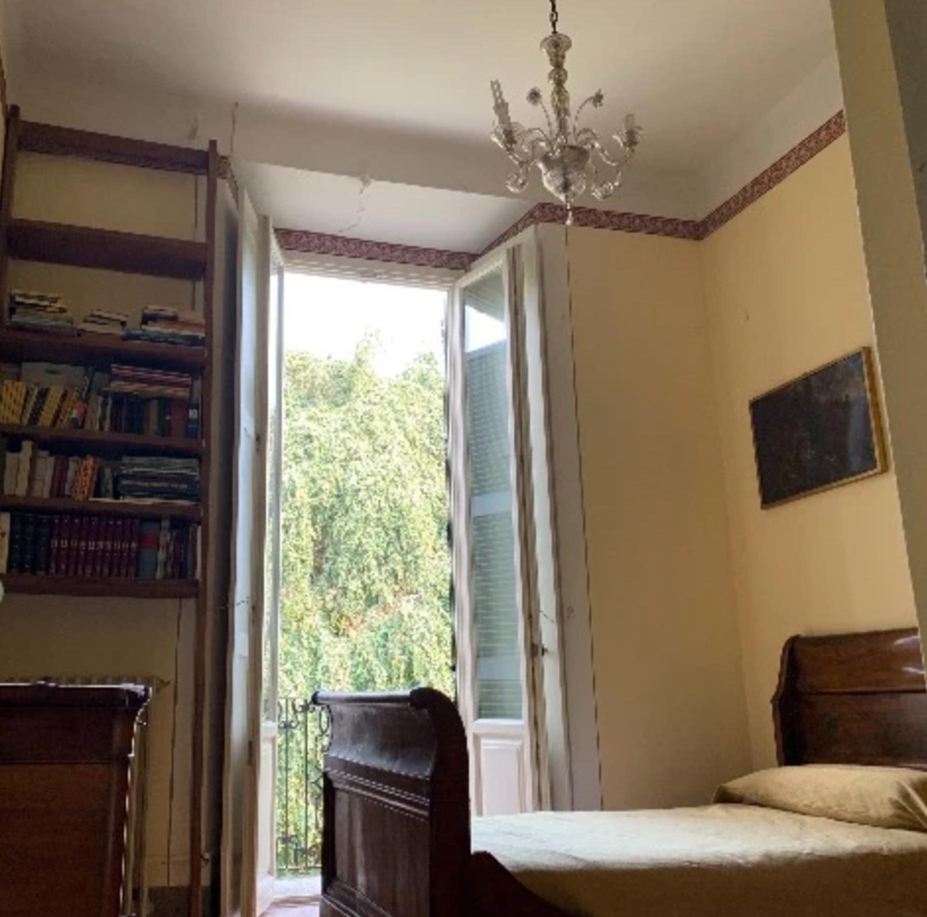 villa-bellingardi-eupilio-balcony-room